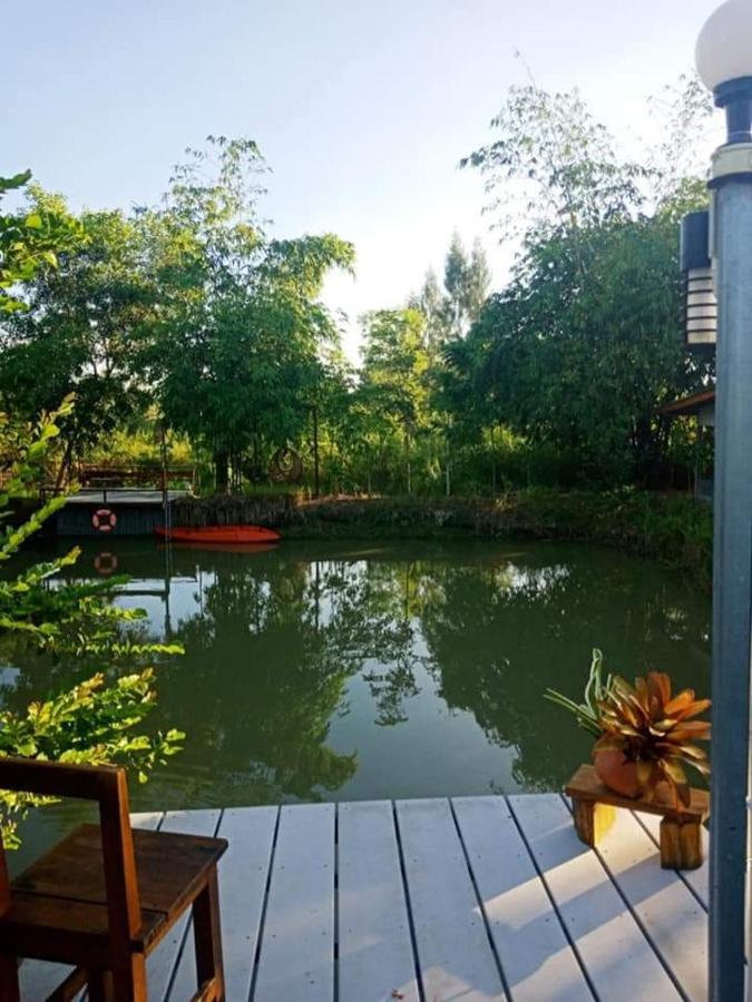 Hotel เรือนไทยใจสุขเอ๋ย Ban Bang Wa Exteriér fotografie
