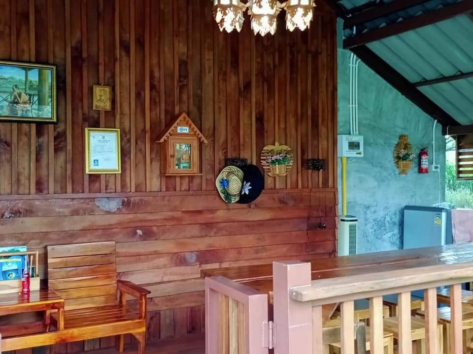 Hotel เรือนไทยใจสุขเอ๋ย Ban Bang Wa Exteriér fotografie